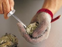 Savoir Vivre One Size Oyster Glove. Savoir Vivre One Size Oyster Glove.
