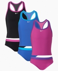 Give her the coverage of a one-piece and the style of a two-piece with this tankini from Nike. Give her the coverage of a one-piece and the style of a two-piece with this tankini from Nike.
