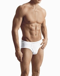 Three pack briefs set. Classic, universal fit low rise briefs with logo on elastic waist band. Functional fly. Three pack briefs set. Classic, universal fit low rise briefs with logo on elastic waist band. Functional fly.
