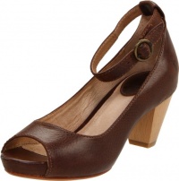 FRYE Women's Coral Pump FRYE Women's Coral Pump