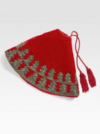 EXCLUSIVELY AT SAKS.COM. A lush velvet tree skirt from renowned designer Sudha Pennathur, handcrafted and embroidered using traditional techniques. Thread embroidery50 diam.Velvet with gold chintz embroidery and rayon cordDry cleanImported EXCLUSIVELY AT SAKS.COM. A lush velvet tree skirt from renowned designer Sudha Pennathur, handcrafted and embroidered using traditional techniques. Thread embroidery50 diam.Velvet with gold chintz embroidery and rayon cordDry cleanImported