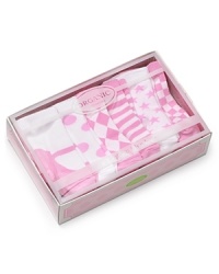 Let the little one's feet be the star of the show with these eye-catching socks woven from organic cotton. Comes with six different patterns, packaged in a gift-ready box. Let the little one's feet be the star of the show with these eye-catching socks woven from organic cotton. Comes with six different patterns, packaged in a gift-ready box.