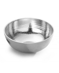 A natural statement made brilliant by hammered aluminum, this medium serving bowl from Towle's collection of serveware and serving dishes offers effortless design that's easy-to-clean, never requires polish and is completely durable. A natural statement made brilliant by hammered aluminum, this medium serving bowl from Towle's collection of serveware and serving dishes offers effortless design that's easy-to-clean, never requires polish and is completely durable.