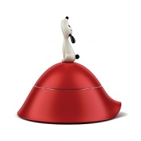 Dog bowl with lid in thermoplastic resin and 18/10 stainless steel mirror polished. Designed by Miriam Mirri. Dog bowl with lid in thermoplastic resin and 18/10 stainless steel mirror polished. Designed by Miriam Mirri.