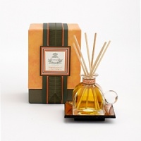 Infuse your home with the redolent fragrance of clove, bitter orange and just a touch of cypress for a luxurious, welcoming aroma that warms your spirit. This fine diffuser also makes a sweet gift. Infuse your home with the redolent fragrance of clove, bitter orange and just a touch of cypress for a luxurious, welcoming aroma that warms your spirit. This fine diffuser also makes a sweet gift.