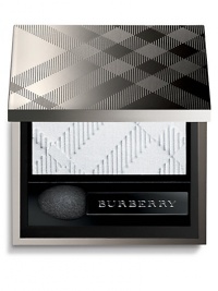 The innovative composition of Burberry Sheer Eye Shadow reconciles comfort with long-lasting wear. Light, yet creamy, this performing powder offers optimal adherence and ensures a smooth application and flawless colour fidelity throughout the day. Silicones provide extreme emolliency and comfort.Apply from the lash line to the socket line and then use a darker colour in the socket line. Apply to lower lashes if needed, taking it a little lower than you normally would across the eyes. The innovative composition of Burberry Sheer Eye Shadow reconciles comfort with long-lasting wear. Light, yet creamy, this performing powder offers optimal adherence and ensures a smooth application and flawless colour fidelity throughout the day. Silicones provide extreme emolliency and comfort.Apply from the lash line to the socket line and then use a darker colour in the socket line. Apply to lower lashes if needed, taking it a little lower than you normally would across the eyes.