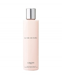 Moisturizes. Smooths. Illuminates.A luxurious, moisturizing fragrance body lotion that offers the unique experience of La Vie Est Belle. Your skin is instantly smoothed and illuminated to its most beautiful self. Moisturizes. Smooths. Illuminates.A luxurious, moisturizing fragrance body lotion that offers the unique experience of La Vie Est Belle. Your skin is instantly smoothed and illuminated to its most beautiful self.