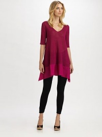 A luxuriously stylish combination of linen and silk gives this hi-lo tunic instant appeal. U-neckElbow-length sleevesPull-on styleHi-lo hemAbout 33 from shoulder to hem70% linen/30% silkDry cleanImported of Italian fabric A luxuriously stylish combination of linen and silk gives this hi-lo tunic instant appeal. U-neckElbow-length sleevesPull-on styleHi-lo hemAbout 33 from shoulder to hem70% linen/30% silkDry cleanImported of Italian fabric
