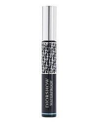 Rediscover the favourite of the pros in a new waterproof version. A catwalk staple, Diorshow Waterproof elevates your eyes to star status anytime and every time. Diorshow Waterproof Mascara offers an ultra-glamorous make-up result - with lashes thickened, lengthened and curved to the nth degree - simply extraordinary, combined with state-of-the-art Aquastop technology for excellent water-resistance. Rediscover the favourite of the pros in a new waterproof version. A catwalk staple, Diorshow Waterproof elevates your eyes to star status anytime and every time. Diorshow Waterproof Mascara offers an ultra-glamorous make-up result - with lashes thickened, lengthened and curved to the nth degree - simply extraordinary, combined with state-of-the-art Aquastop technology for excellent water-resistance.