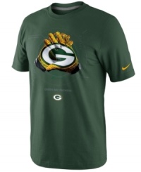 Have a hand in pumping up support for your favorite football team with this Green Bay Packers NFL t-shirt from Nike. Have a hand in pumping up support for your favorite football team with this Green Bay Packers NFL t-shirt from Nike.