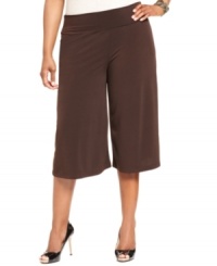Enjoy the style and comfort of AGB's plus size palazzo pants, cinched by a belted waist. Enjoy the style and comfort of AGB's plus size palazzo pants, cinched by a belted waist.