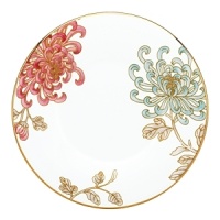 Painted Camellia brings vintage florals to life with just the right amount of color to make the dinner table unique. Draped against a gold-rimmed white canvas, delicate painted florals create a beautiful melodic feel. The salad plate, defined by a rich black background, is artfully juxtaposed to its white-bodied counterpart for a dramatic contrast. Painted Camellia brings vintage florals to life with just the right amount of color to make the dinner table unique. Draped against a gold-rimmed white canvas, delicate painted florals create a beautiful melodic feel. The salad plate, defined by a rich black background, is artfully juxtaposed to its white-bodied counterpart for a dramatic contrast.