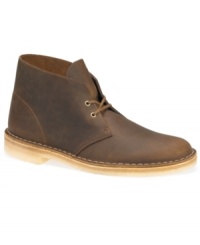 This pair of men's boots is a comfortable no-brainer for your everyday wardrobe. These classic chukka boots for men from Clarks effortlessly bridge the work week and the weekend. This pair of men's boots is a comfortable no-brainer for your everyday wardrobe. These classic chukka boots for men from Clarks effortlessly bridge the work week and the weekend.