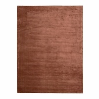 An understated and elegant hand-loomed Calvin Klein rug in a velvety ribbed texture with a silky finish and subtle sheen. An understated and elegant hand-loomed Calvin Klein rug in a velvety ribbed texture with a silky finish and subtle sheen.