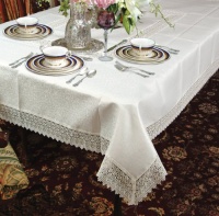 Treasure Lace Tablecloth Size: 120 W x 70 D, Color: White Treasure Lace Tablecloth Size: 120 W x 70 D, Color: White