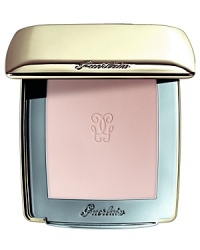 Parure Compact Foundation with Crystal Pearls SPF20. PARURE, the new Guerlain powder foundation contains crystal pearls for exceptional radiance! This unprecedented Guerlain innovation ensures radiant luminosity and an ultra-natural finish while providing remarkable coverage. Parure Compact Foundation with Crystal Pearls SPF20. PARURE, the new Guerlain powder foundation contains crystal pearls for exceptional radiance! This unprecedented Guerlain innovation ensures radiant luminosity and an ultra-natural finish while providing remarkable coverage.