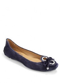 THE LOOKSuede upper with dual grommetsTop bow detailSquare toeTHE MATERIALSuede upperLeather liningRubber soleORIGINImported THE LOOKSuede upper with dual grommetsTop bow detailSquare toeTHE MATERIALSuede upperLeather liningRubber soleORIGINImported