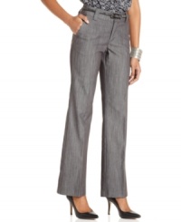 Modernize your denim look in these straight-leg jeans from Lee Platinum, complete with sleek trouser styling and an unexpectedly versatile wash. Modernize your denim look in these straight-leg jeans from Lee Platinum, complete with sleek trouser styling and an unexpectedly versatile wash.