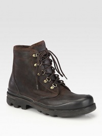Oiled suede hiking boot with D-ring eyelets and a rugged rubber sole for essential comfort.Suede upperLeather liningPadded insoleRubber soleMade in ItalyOUR FIT MODEL RECOMMENDS ordering true size. Oiled suede hiking boot with D-ring eyelets and a rugged rubber sole for essential comfort.Suede upperLeather liningPadded insoleRubber soleMade in ItalyOUR FIT MODEL RECOMMENDS ordering true size.