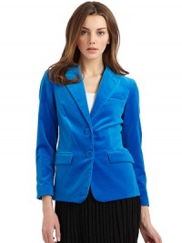 THE LOOKVelvet designNotch lapel Front button closure Long button cuff sleevesChest besom pocketFront flap pocketsVented back hemTHE FITAbout 25 from shoulder to hemTHE MATERIAL80% cotton/18% tencel/2% elastaneSilk linedCARE & ORIGINDry cleanImportedModel shown is 5'10 (177cm) wearing US size 4. THE LOOKVelvet designNotch lapel Front button closure Long button cuff sleevesChest besom pocketFront flap pocketsVented back hemTHE FITAbout 25 from shoulder to hemTHE MATERIAL80% cotton/18% tencel/2% elastaneSilk linedCARE & ORIGINDry cleanImportedModel shown is 5'10 (177cm) wearing US size 4.