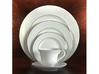 Subtle elegance rimmed in gleaming platinum; mix and match with colorful chargers for a dramatic statement. Bone China. Made in England. Subtle elegance rimmed in gleaming platinum; mix and match with colorful chargers for a dramatic statement. Bone China. Made in England.