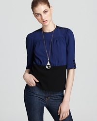 Perfectly tailored in a charming silhouette, this MARC BY MARC JACOBS top goes from the office to weekend brunch in serious style. Perfectly tailored in a charming silhouette, this MARC BY MARC JACOBS top goes from the office to weekend brunch in serious style.