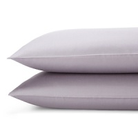 Ultra-soft and luxurious 400-thread count solid sateen, with two rows of tonal stitching and a hemstitched edge. Ultra-soft and luxurious 400-thread count solid sateen, with two rows of tonal stitching and a hemstitched edge.