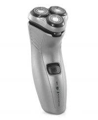 A real closeup. Flex & Pivot Technology uses 3 independent heads to meet the angles of your chink, neck and jawline with incredible precision and a flawlessly smooth shave. The head pivots in all directions for problem areas that always seem to end up with strays. 2-year limited warranty. Model R4110SXLP. A real closeup. Flex & Pivot Technology uses 3 independent heads to meet the angles of your chink, neck and jawline with incredible precision and a flawlessly smooth shave. The head pivots in all directions for problem areas that always seem to end up with strays. 2-year limited warranty. Model R4110SXLP.