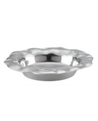 Pretty and polished, this Organics wine coasters from Lenox combine a natural shape in bright aluminum with a playful ruffled edge. Pretty and polished, this Organics wine coasters from Lenox combine a natural shape in bright aluminum with a playful ruffled edge.