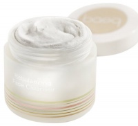 Basq Reblancing Facial Cleanser, 2 Oz / 60 mL Basq Reblancing Facial Cleanser, 2 Oz / 60 mL