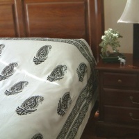 Paisley Au Lait ~ Designer Black and White Twin Size Duvet CoverÊ Paisley Au Lait ~ Designer Black and White Twin Size Duvet CoverÊ