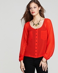 A fiery hue enlivens this Patterson J. Kincaid blouse that's just as statement-making with office-perfect pencil skirts as it is with your favorite jeans. A fiery hue enlivens this Patterson J. Kincaid blouse that's just as statement-making with office-perfect pencil skirts as it is with your favorite jeans.