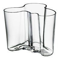 Since its introduction in 1937 for the World Fair in Paris, Alvar Aalto's vase has been a design icon, residing in museums and collections worldwide. Iittala and contemporary designers continue to breathe new life and innovation into the Aalto Vase with variations in size, color, and material. Since its introduction in 1937 for the World Fair in Paris, Alvar Aalto's vase has been a design icon, residing in museums and collections worldwide. Iittala and contemporary designers continue to breathe new life and innovation into the Aalto Vase with variations in size, color, and material.