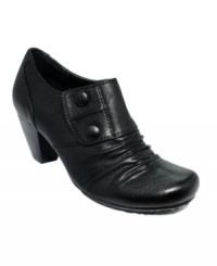 With a duo of buttons on the side and a squared toe. Bare Traps' Tyley shooties add style to even your most simplest outfits. With a duo of buttons on the side and a squared toe. Bare Traps' Tyley shooties add style to even your most simplest outfits.