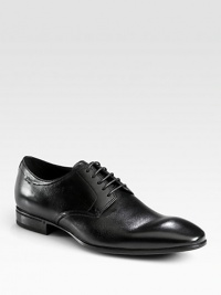 Let this classic lace-up, crafted from superior calfskin leather, be the foundation of your tailored dress wardrobe.Leather upperLeather liningPadded insoleRubber soleImported Let this classic lace-up, crafted from superior calfskin leather, be the foundation of your tailored dress wardrobe.Leather upperLeather liningPadded insoleRubber soleImported
