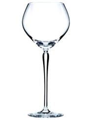 A hand-pulled stem elevates the already-exquisite Bellport wine glass, complementing every table setting with the quiet brilliance of kate spade new york. A hand-pulled stem elevates the already-exquisite Bellport wine glass, complementing every table setting with the quiet brilliance of kate spade new york.