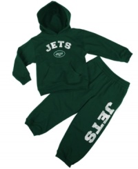 He'll have super-fan status early in this comfortable, sporty New York Jets NFL hoodie and pant set from Outerstuff. He'll have super-fan status early in this comfortable, sporty New York Jets NFL hoodie and pant set from Outerstuff.