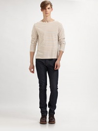 Casual wardrobe staple with endless style possibilities, shaped in breathable, wearable cotton.CrewneckCottonMachine washImported Casual wardrobe staple with endless style possibilities, shaped in breathable, wearable cotton.CrewneckCottonMachine washImported
