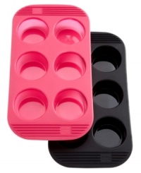 The flexibility you crave! Silicone is your solution to getting your kitchen working smoothly. The nonstick, stain-resistant construction with patented rigid, easy-grip handles means sweets & treats are easily removed and leftover mess is cleaned up quick in the dishwasher. 5-year warranty. The flexibility you crave! Silicone is your solution to getting your kitchen working smoothly. The nonstick, stain-resistant construction with patented rigid, easy-grip handles means sweets & treats are easily removed and leftover mess is cleaned up quick in the dishwasher. 5-year warranty.