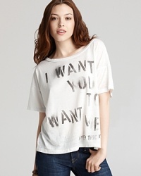 Say it like you mean it in this ultra-cool CHASER tee boasting a bold message. Say it like you mean it in this ultra-cool CHASER tee boasting a bold message.