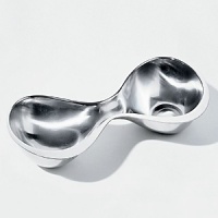 Sectioned Babyboop set is a chic and stylish way to display hors-d'oeuvres at your next dinner party. Sectioned Babyboop set is a chic and stylish way to display hors-d'oeuvres at your next dinner party.