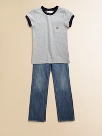 A simple tee with stylish touches, including contrast trim and a signature pocket.Contrast ribbed crewneckShort sleeves with contrast ribbed cuffsPatch pocket with logo appliquéCottonMachine washImported A simple tee with stylish touches, including contrast trim and a signature pocket.Contrast ribbed crewneckShort sleeves with contrast ribbed cuffsPatch pocket with logo appliquéCottonMachine washImported