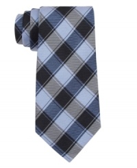 With a modified plaid, this DKNY tie is the antidote to your every day work rotation.