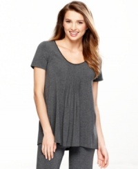 Complete coziness. DKNY's short sleeve pajama top is the ultimate in comfort. Complete coziness. DKNY's short sleeve pajama top is the ultimate in comfort.