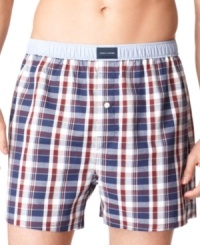 Classic style plaid boxer by Tommy Hilfiger is made from 100% cotton for all day comfort. Classic style plaid boxer by Tommy Hilfiger is made from 100% cotton for all day comfort.