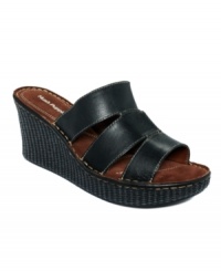 Effortless style is a shoe away. Hush Puppies' Danube slide sandals feature a woven wedge heel that's a breeze to walk in. Effortless style is a shoe away. Hush Puppies' Danube slide sandals feature a woven wedge heel that's a breeze to walk in.