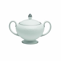 Designed to capture the classic bride, English Lace features a delicate lace motif inspired by the finest English embroidery. A shiny platinum band on each piece adds to the sophistication of this pattern, while a classic Leigh shape footed teacup adds timeless elegance. Designed to capture the classic bride, English Lace features a delicate lace motif inspired by the finest English embroidery. A shiny platinum band on each piece adds to the sophistication of this pattern, while a classic Leigh shape footed teacup adds timeless elegance.