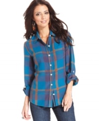 Borrowed from the boys! Go for a grunge-inspired casual look with this Lucky Brand Jeans plaid shirt -- perfectly paired with your fave denim! Borrowed from the boys! Go for a grunge-inspired casual look with this Lucky Brand Jeans plaid shirt -- perfectly paired with your fave denim!