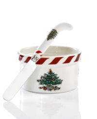 Christmas couldn't be sweeter with Spode's Christmas Tree Peppermint dip set. An iconic holiday favorite trimmed in candy stripes makes spreadable snacks especially irresistible. Christmas couldn't be sweeter with Spode's Christmas Tree Peppermint dip set. An iconic holiday favorite trimmed in candy stripes makes spreadable snacks especially irresistible.