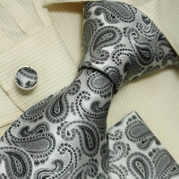 NEW Designer Silver Plaids 100% Jacquard Woven Silk Tie Hanky Mens Necktie and Cuff Links Black Ties Cufflinks and Handkerchiefs Set H5008 148cm*9cm Silver NEW Designer Silver Plaids 100% Jacquard Woven Silk Tie Hanky Mens Necktie and Cuff Links Black Ties Cufflinks and Handkerchiefs Set H5008 148cm*9cm Silver
